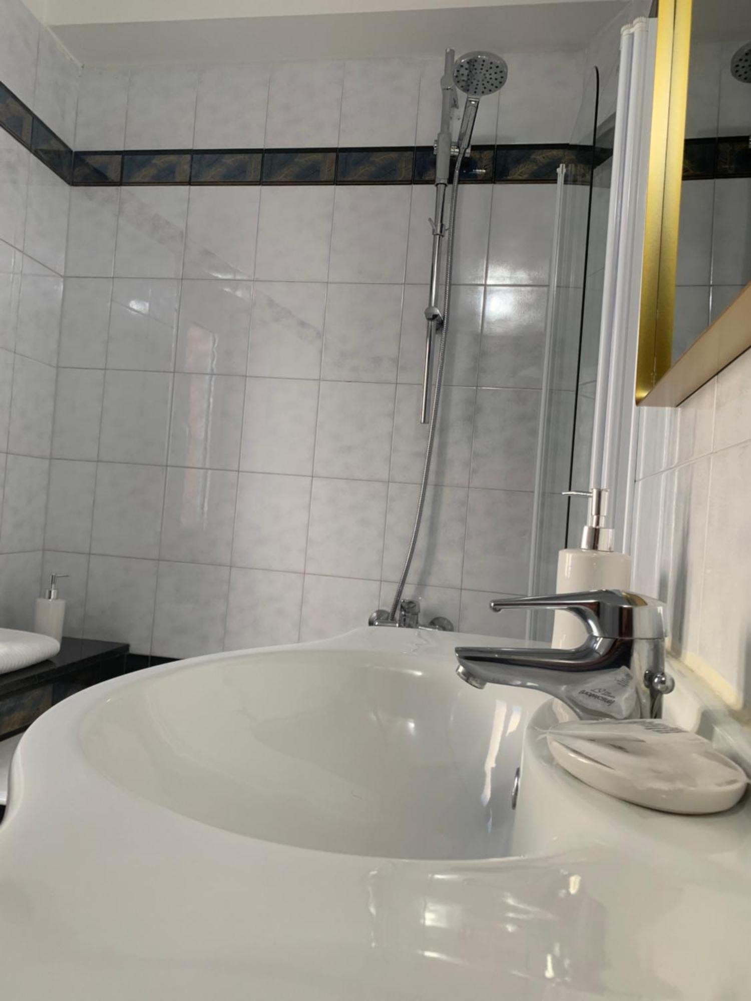 Apartamento The First Colombo Brignole Xx Settembre *
