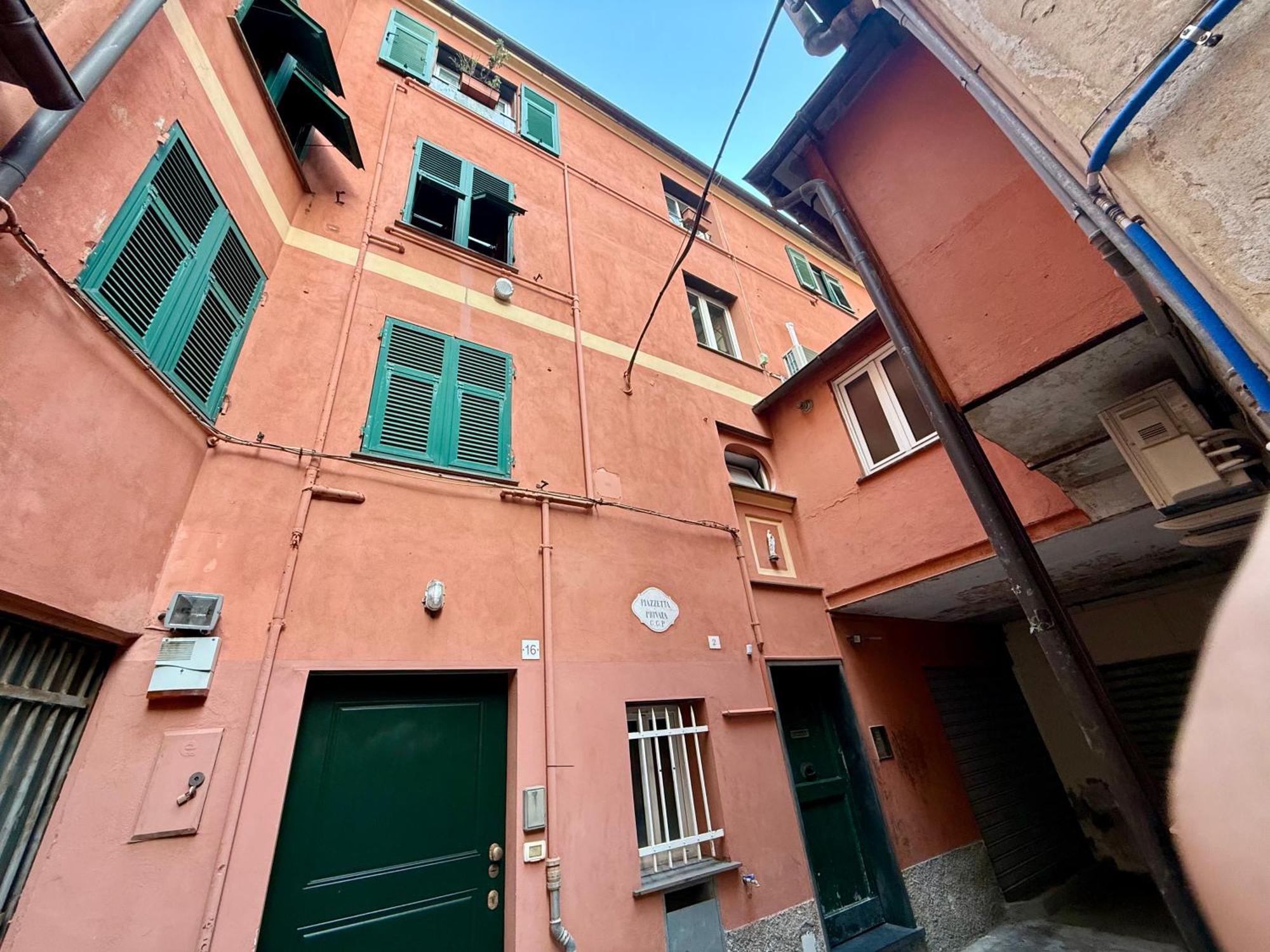 The First Colombo Brignole Xx Settembre Appartamento